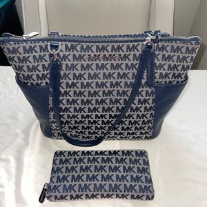 Michael Kors bag and matching wallet